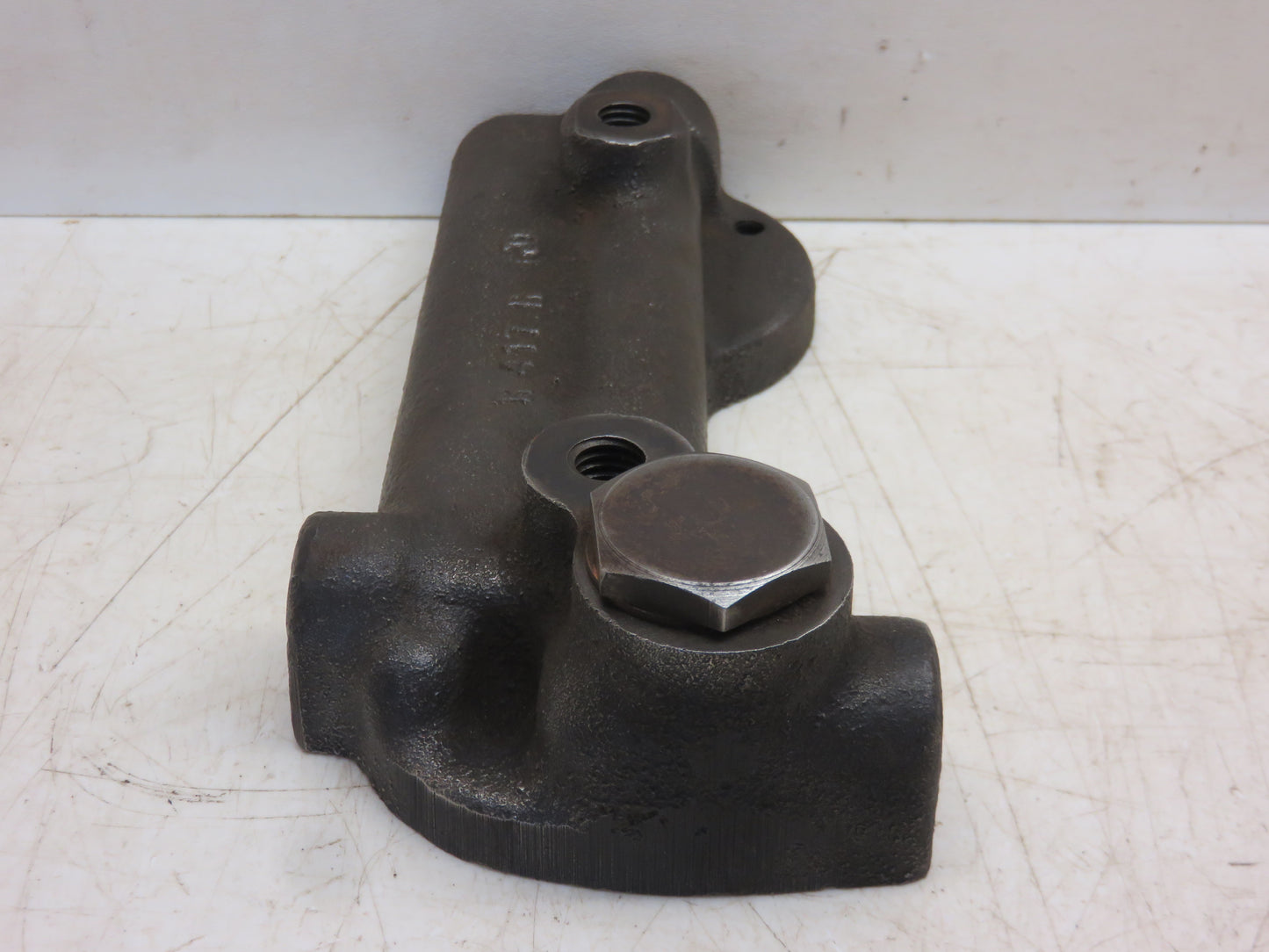 AR902R, R417R John Deere Oil Filter Head For R