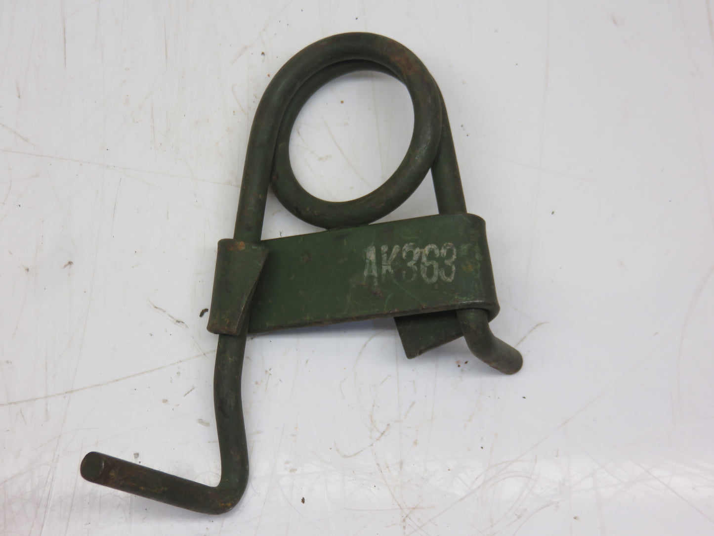 AK363HE John Deere NOS Foot Lever Spring For New And Improved Dump Rake