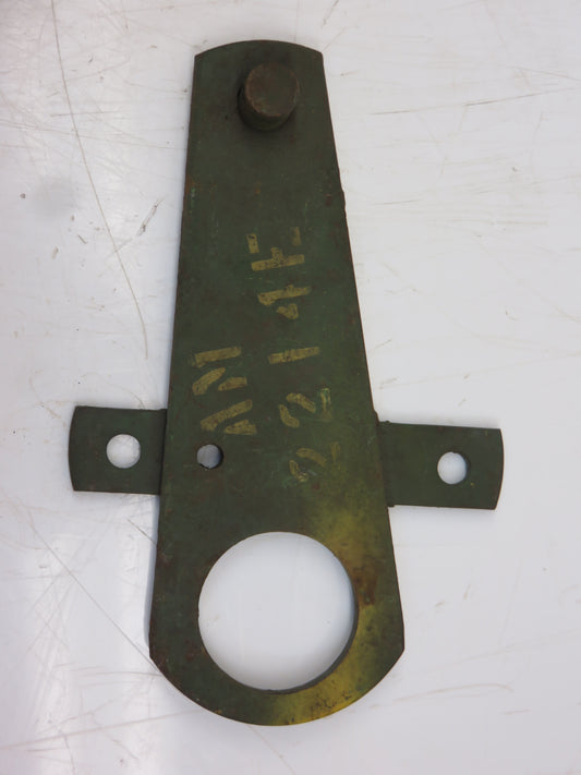 AM2214E John Deere NOS Upper Feeder Pivot Arm For 116W Baler