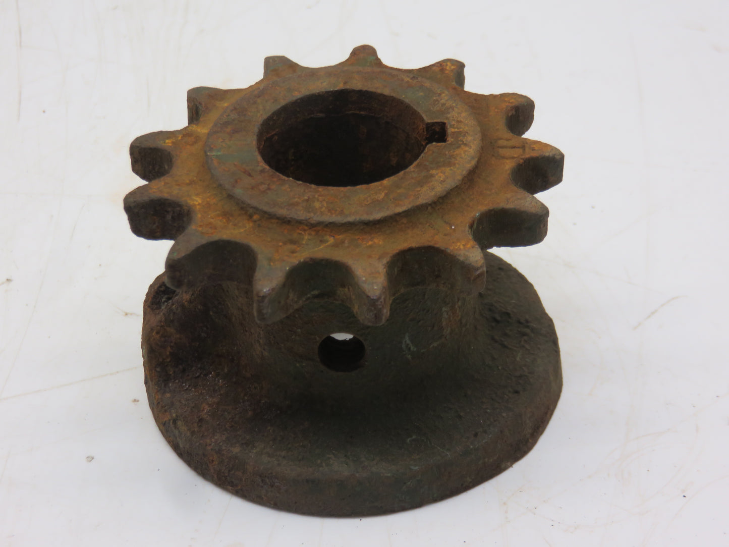 J875H John Deere NOS Husking Roll Drive Sprocket For 25 Corn Picker