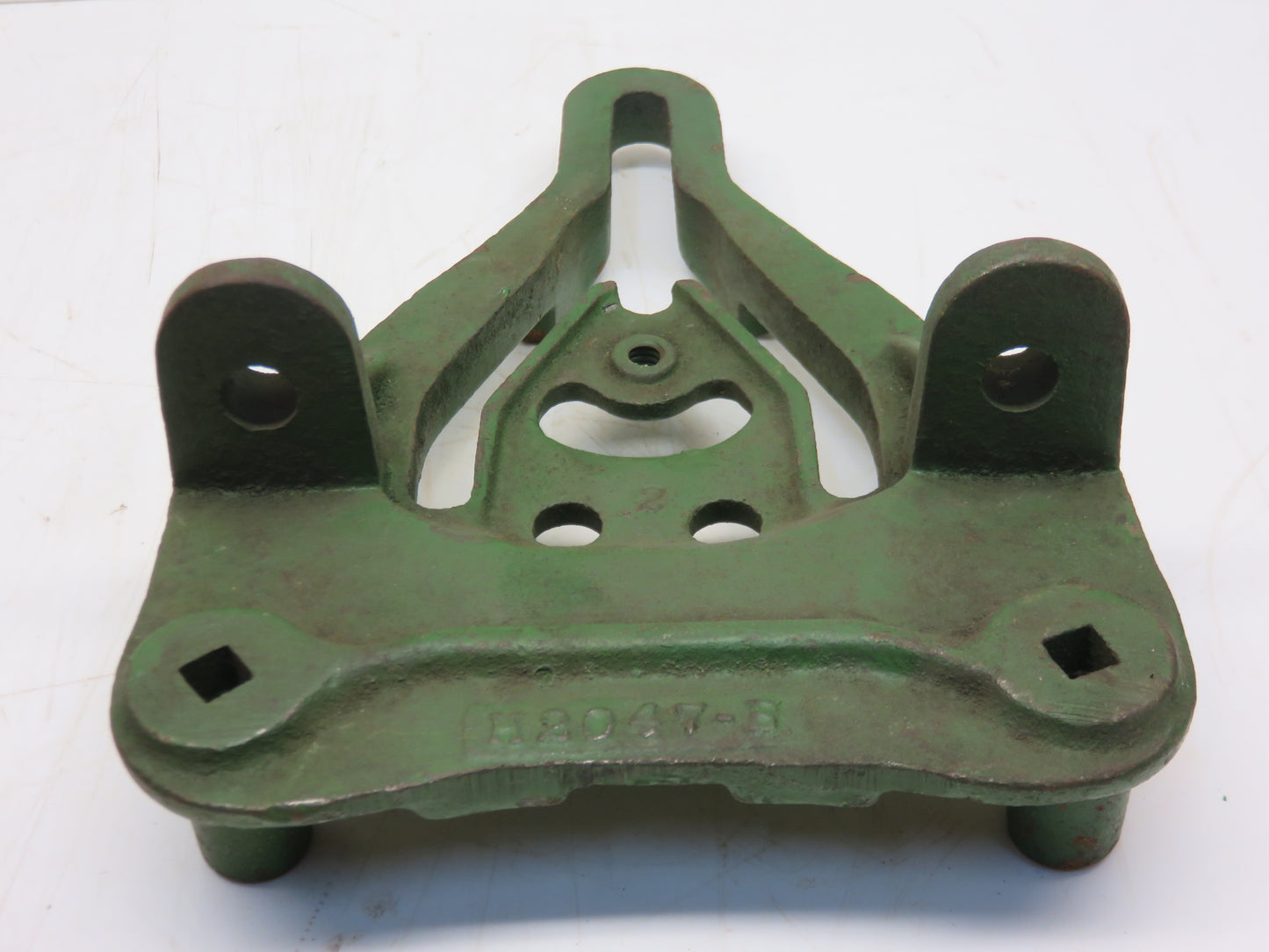 H2047B John Deere NOS Marker Control Bracket For 290 Planter