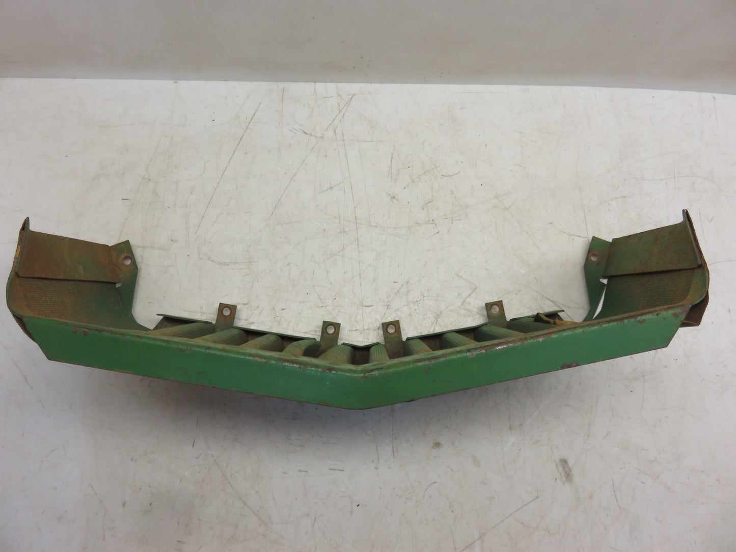 AR26494 John Deere Front Grille Screen For 3010, 3020