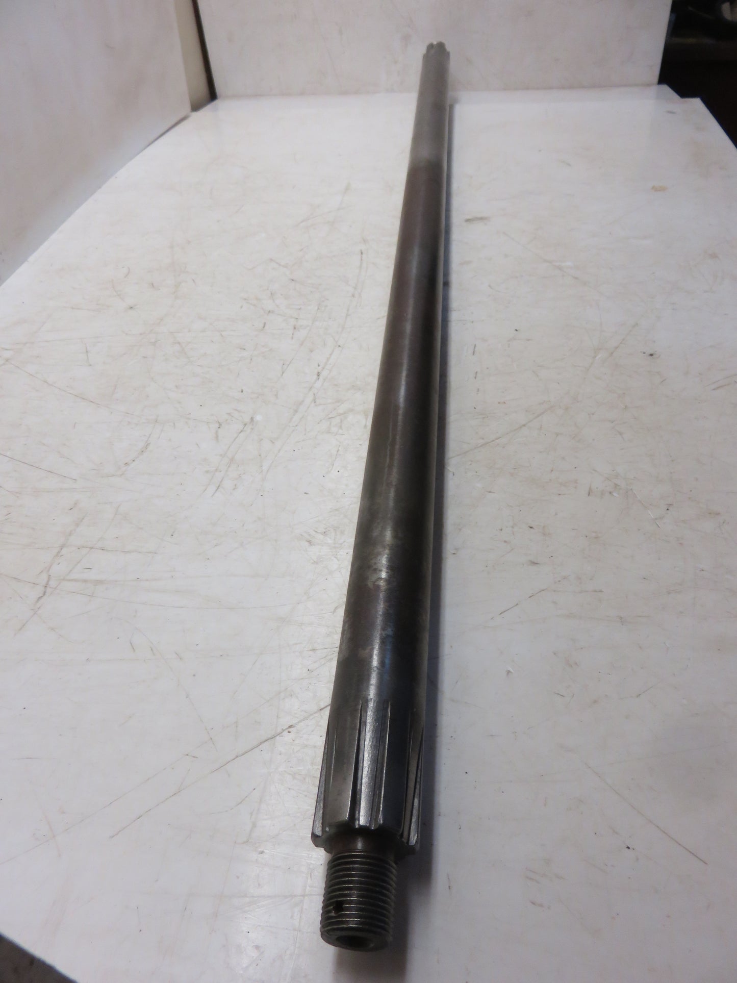 AR504R John Deere Steering Gear Shaft For R