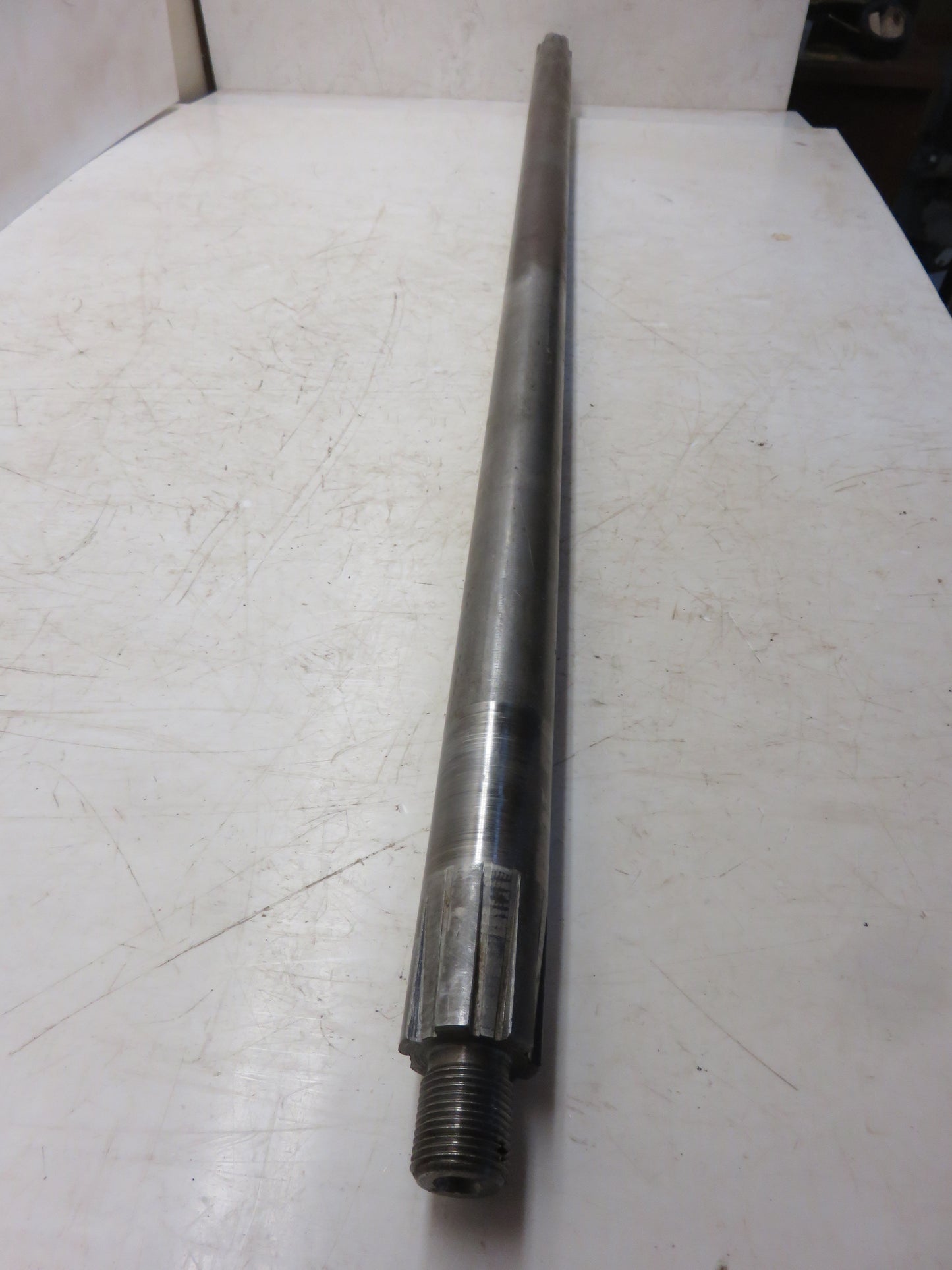 AR504R John Deere Steering Gear Shaft For R