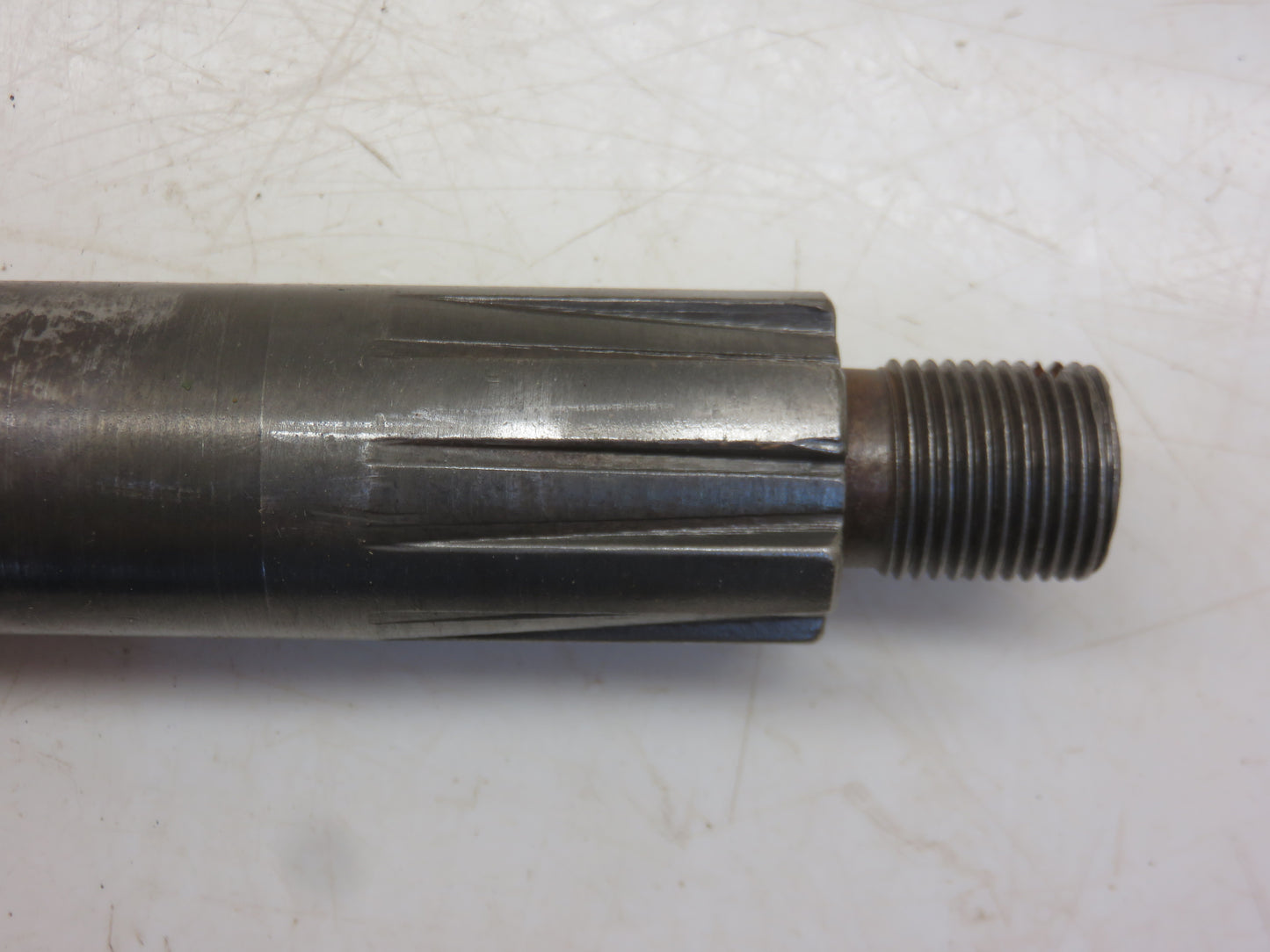 AR504R John Deere Steering Gear Shaft For R