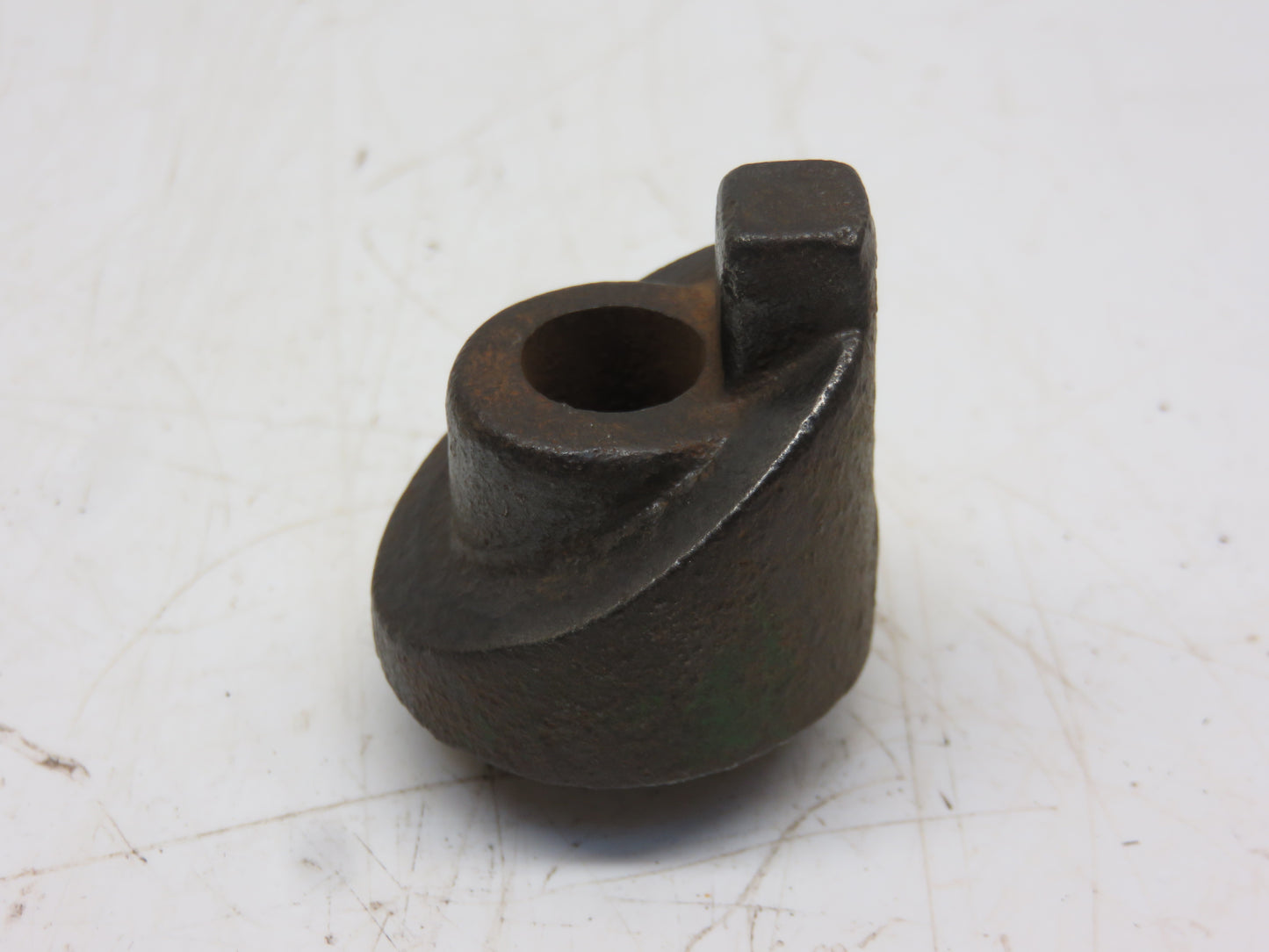 F1411R John Deere Starter Rod Guide For 70, 720