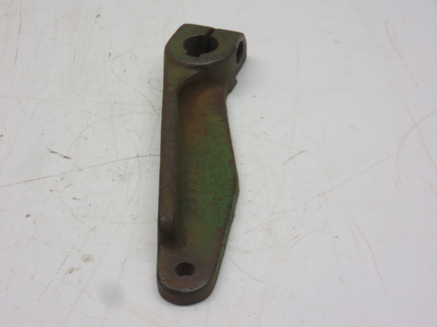 R42094, R46526 John Deere Selective Control Lever Arm For 2520, 3020, 4000, 4020