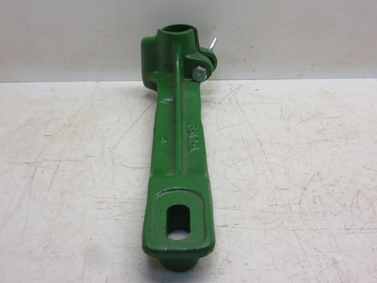 F517A John Deere Umbrella Bracket For A, AR, AO, B, BR, BO, D, G, GP, H, L, LA, LI