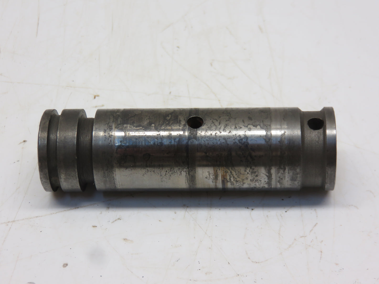 A4476R John Deere Power Trol Pump Idler Gear Shaft For 50, 60, 70, 520, 620, 720, 530, 630, 730