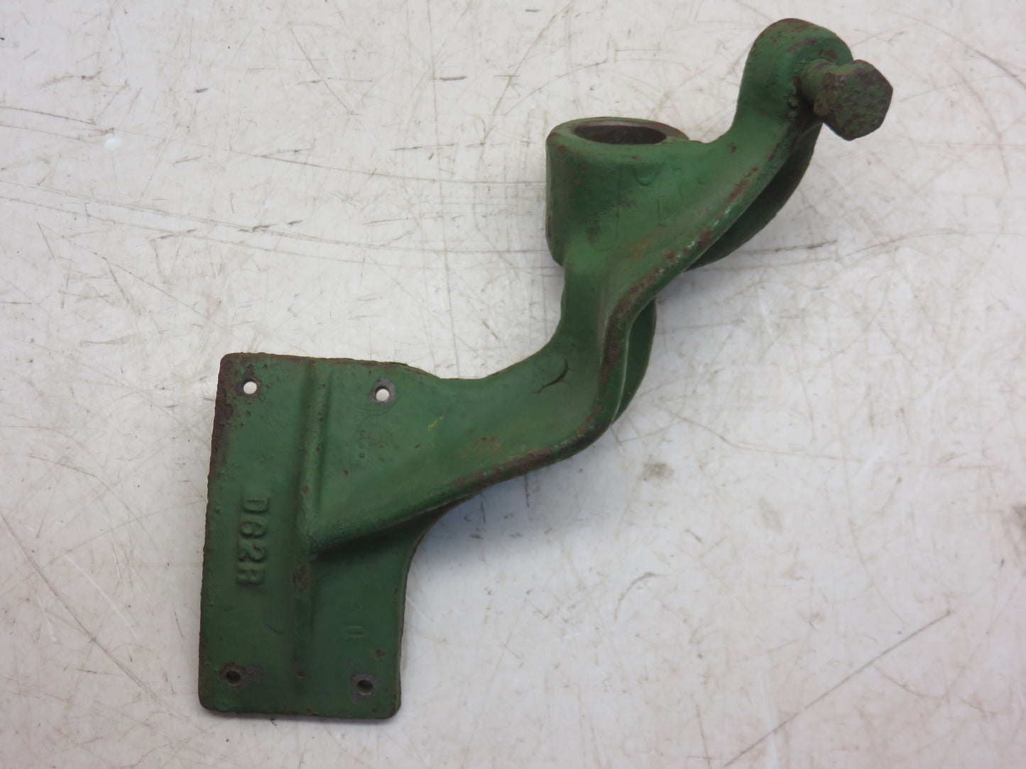 AD25R, D62R John Deere Pulley Brake Arm For D