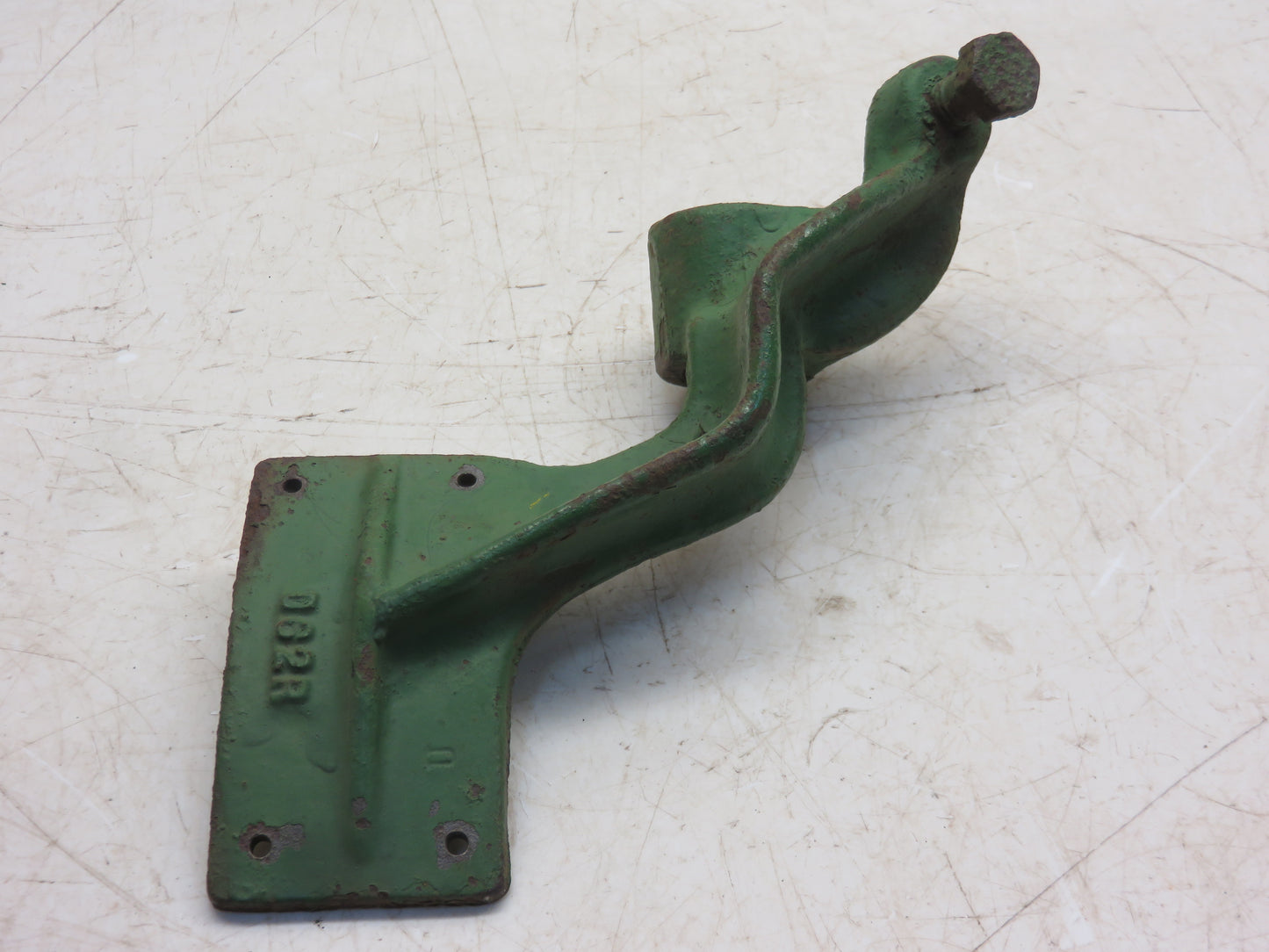 AD25R, D62R John Deere Pulley Brake Arm For D