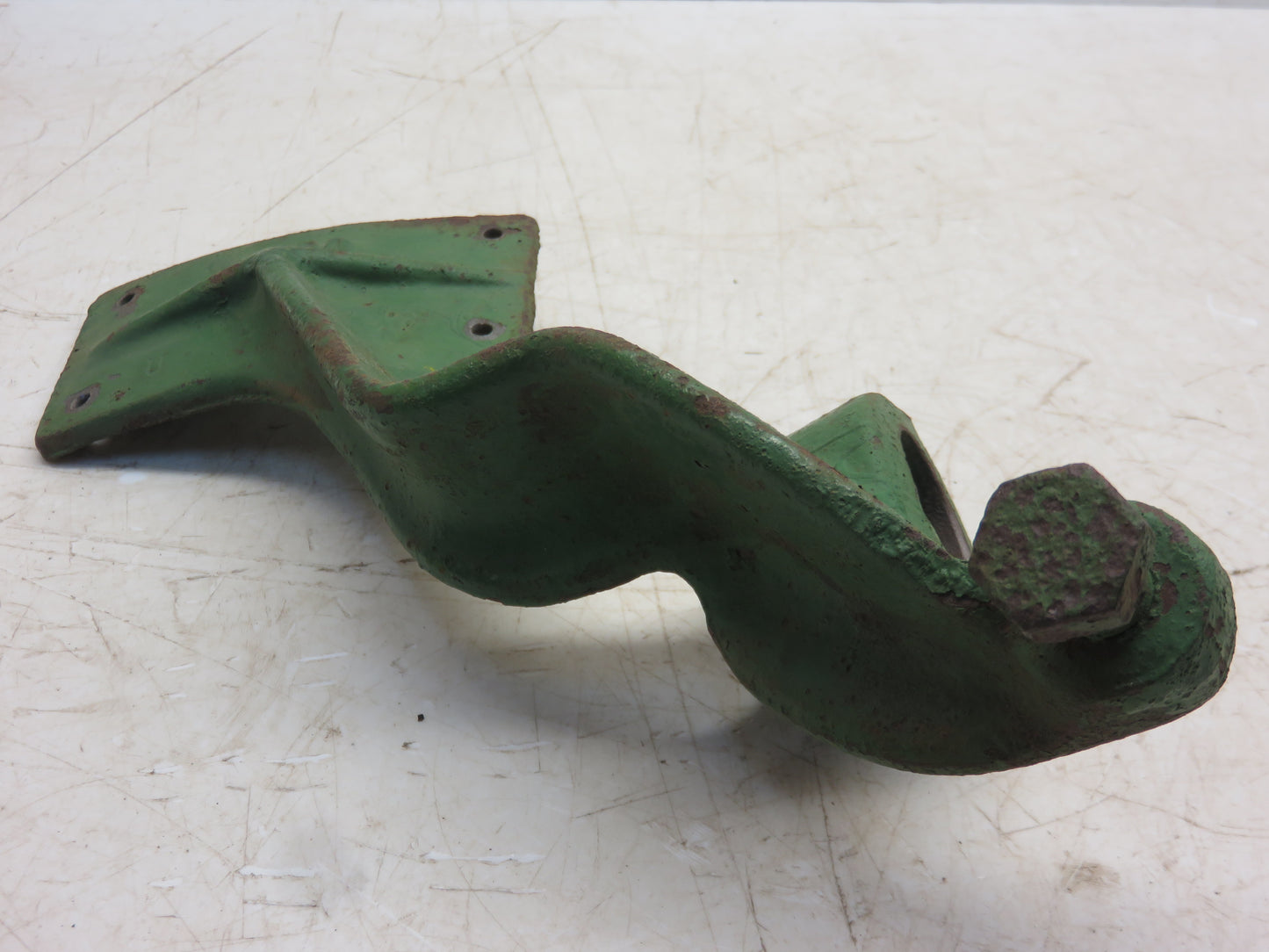 AD25R, D62R John Deere Pulley Brake Arm For D