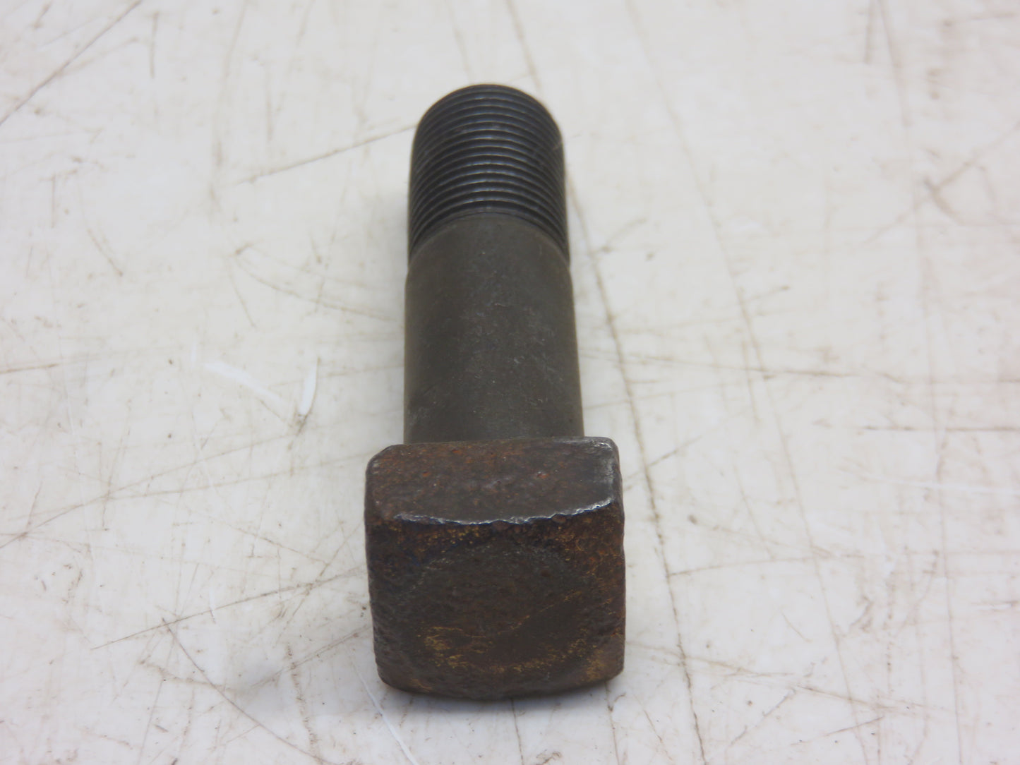 A2961R John Deere Special Hub Bolt For A, B
