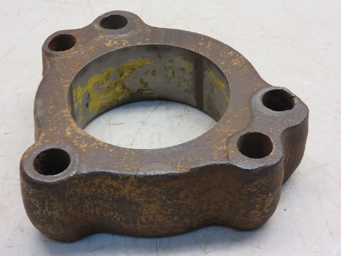 B1961R John Deere Rear Axle Hub Clamp For A, B