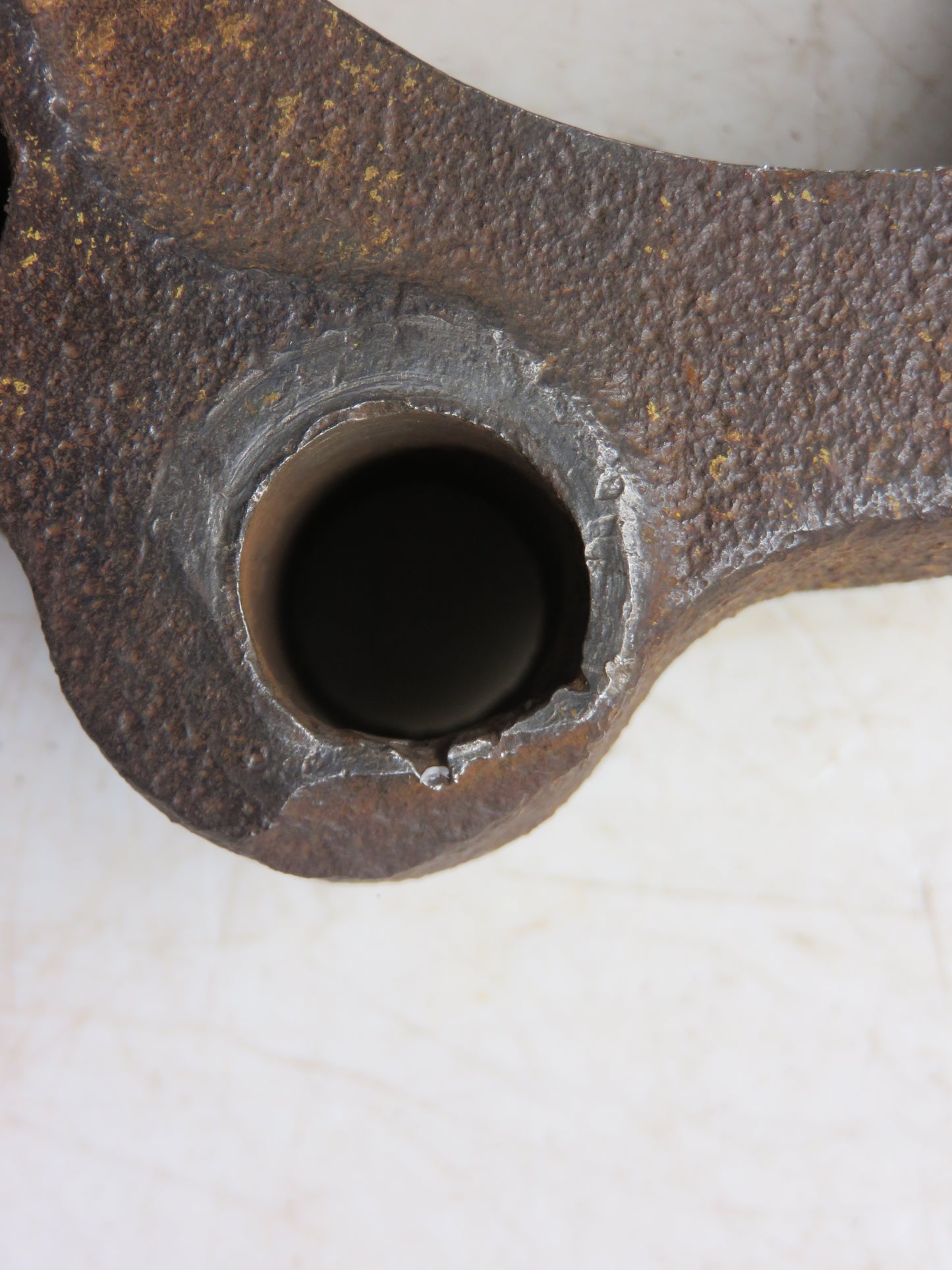 B1961R John Deere Rear Axle Hub Clamp For A, B