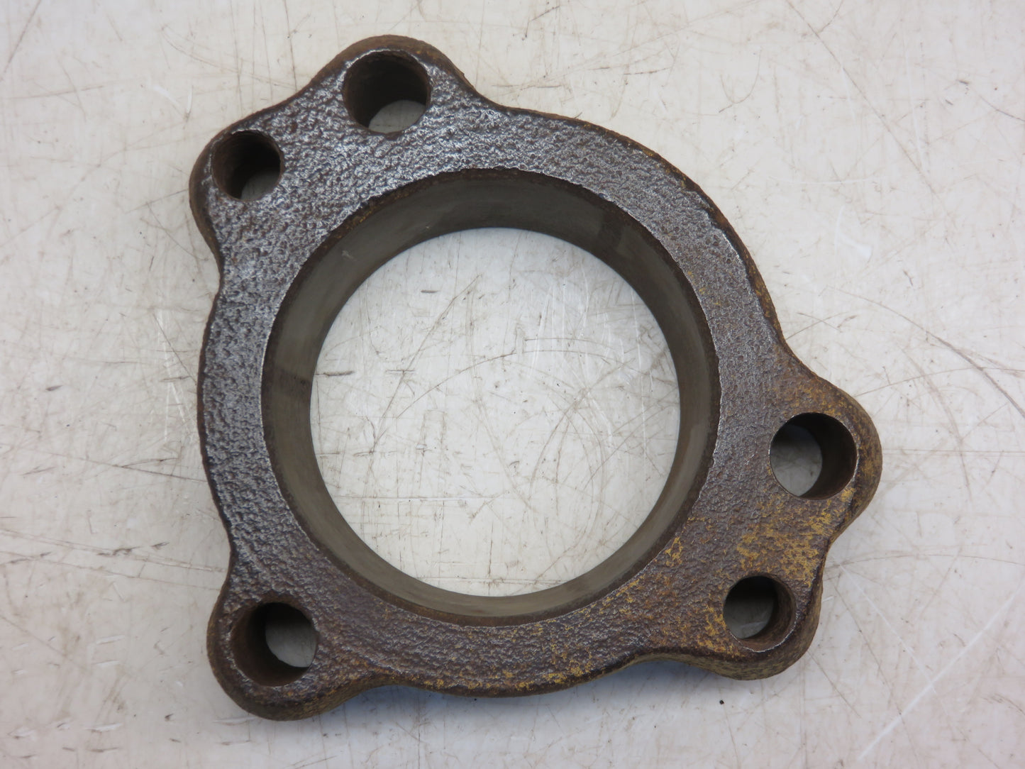 B1961R John Deere Rear Axle Hub Clamp For A, B