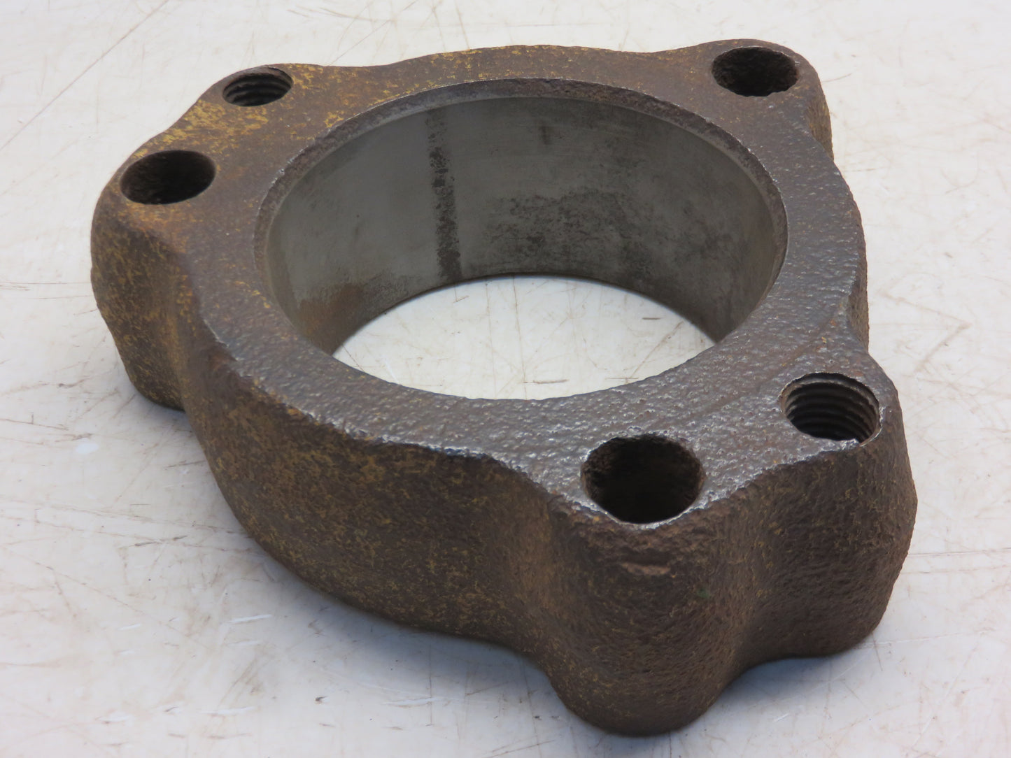 B1961R John Deere Rear Axle Hub Clamp For A, B