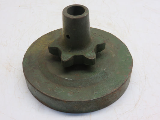 Y5018B John Deere NOS Clutch And Sprocket For 999, 919 Corn Planter