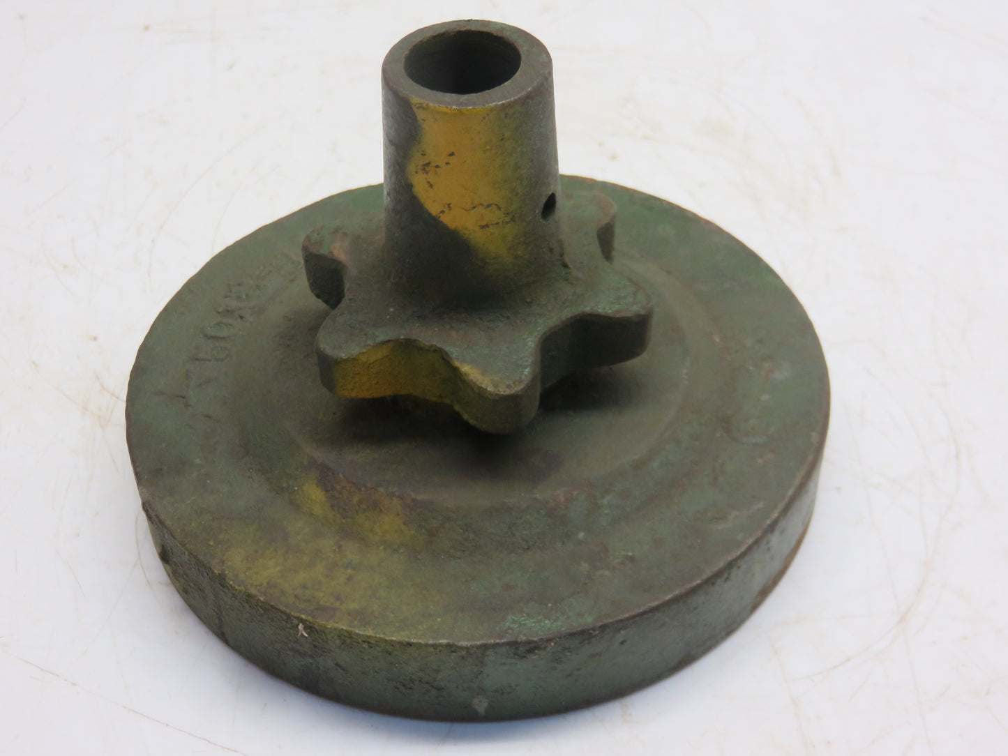 Y5018B John Deere NOS Clutch And Sprocket For 999, 919 Corn Planter