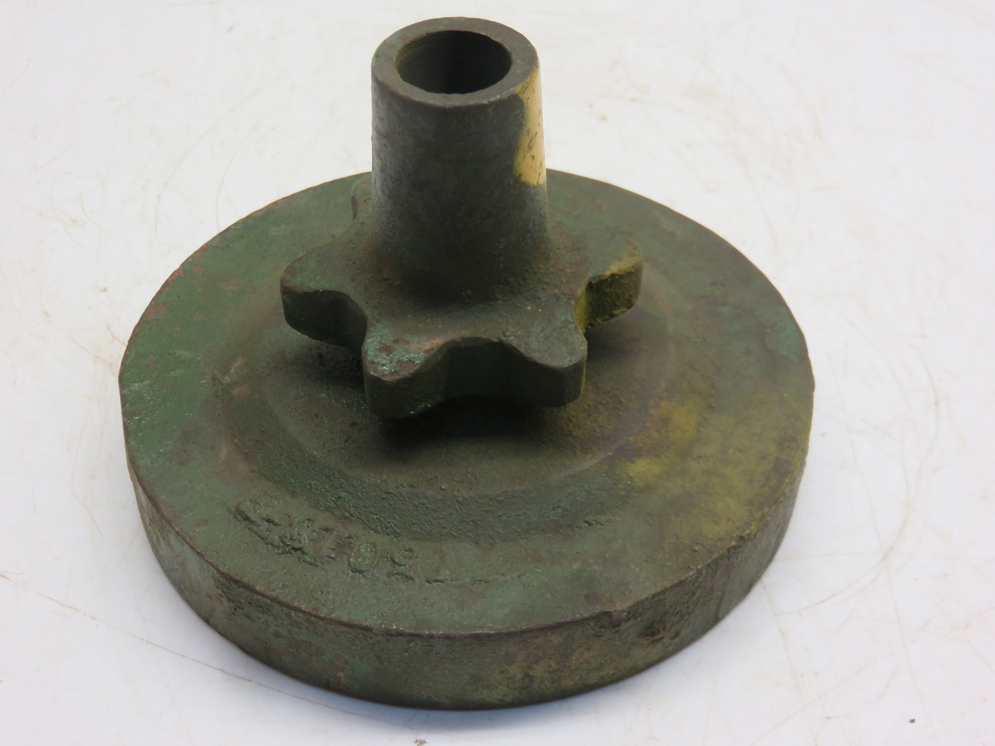 Y5018B John Deere NOS Clutch And Sprocket For 999, 919 Corn Planter