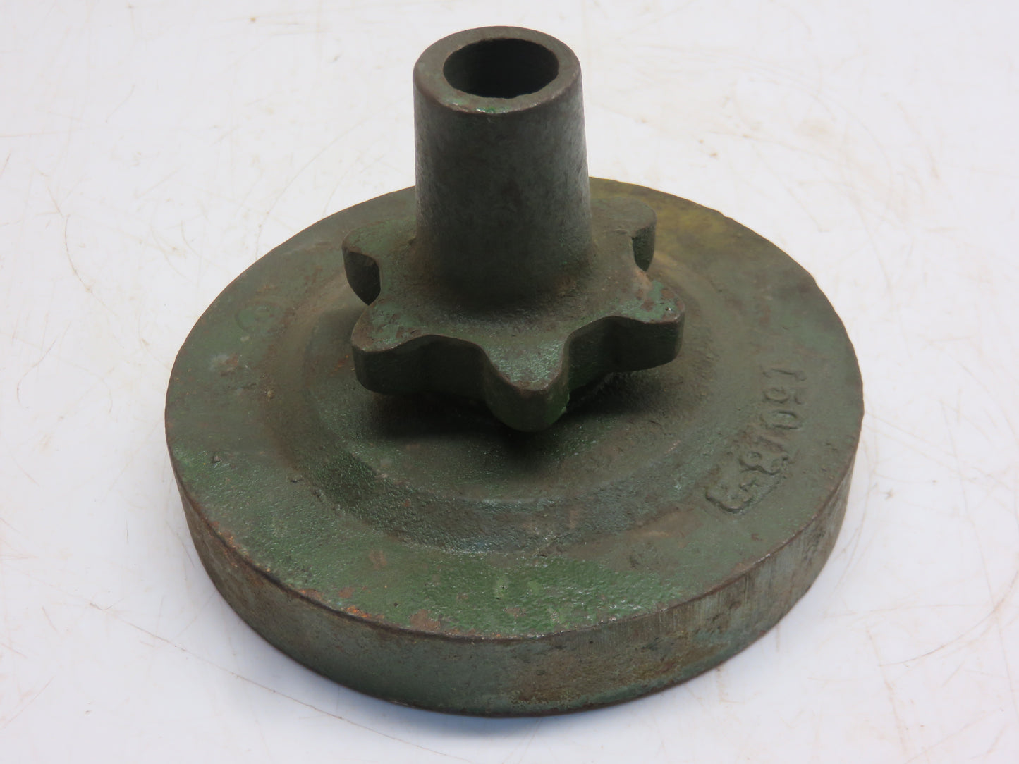 Y5018B John Deere NOS Clutch And Sprocket For 999, 919 Corn Planter