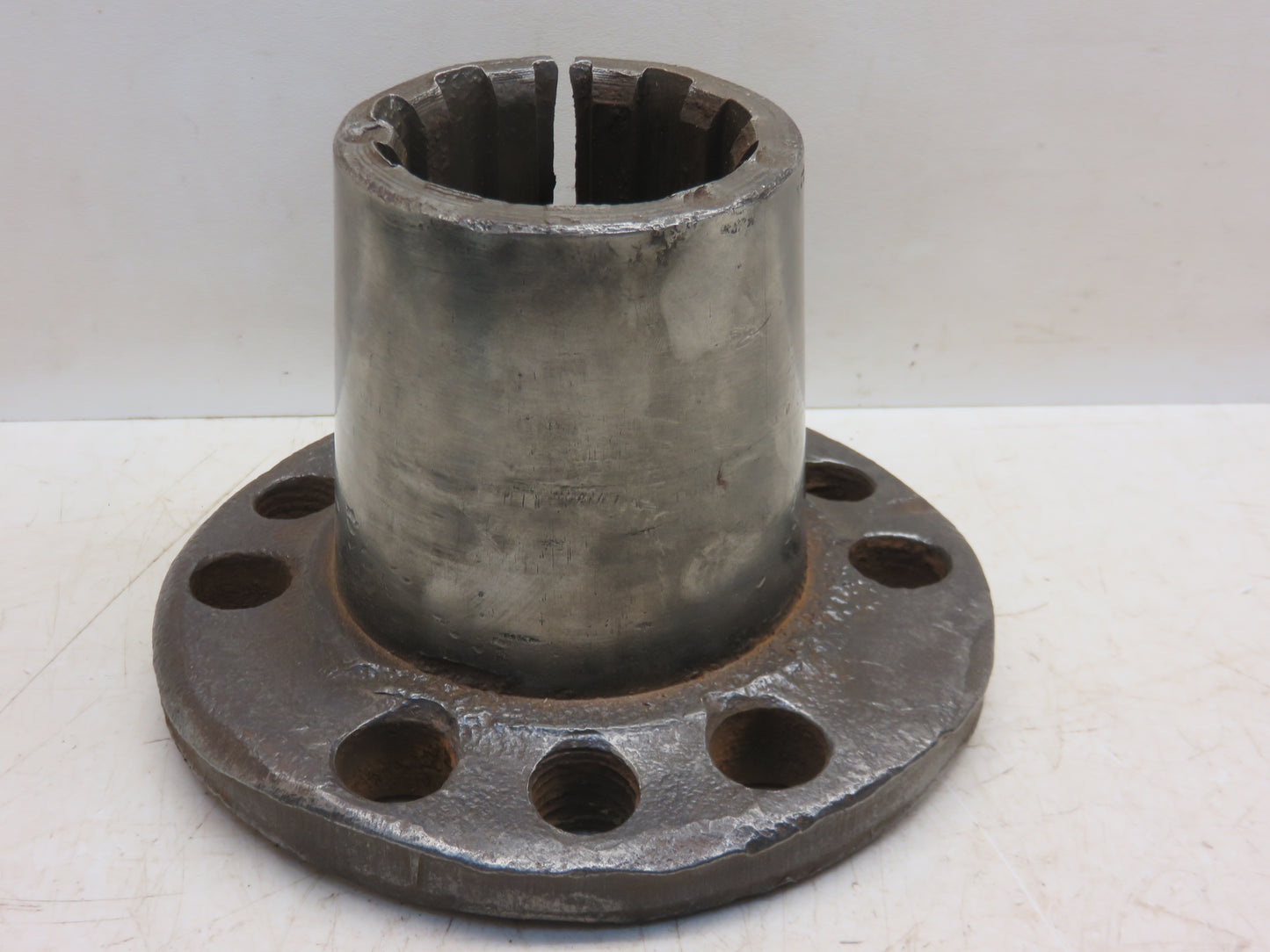A77R John Deere Rear Axle Hub For A
