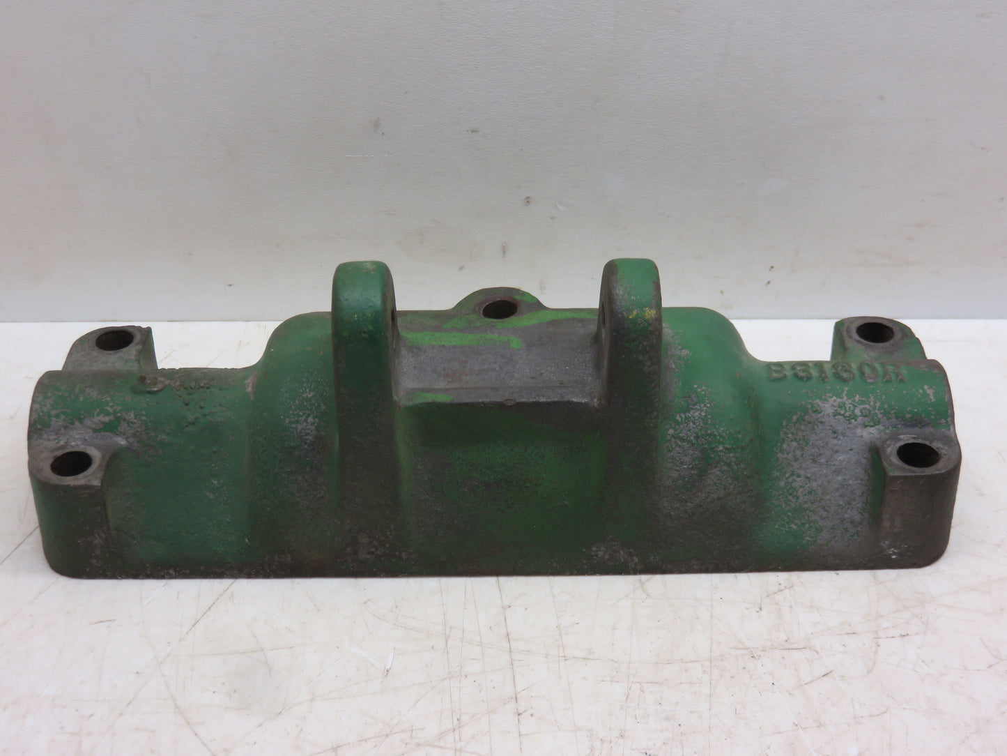 AB4662R, B3130R John Deere Clutch Fork Bearing Housing For 50
