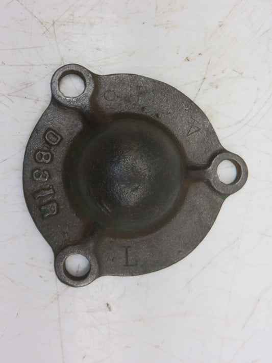 D831R John Deere Left Hand Governor Shaft Bearing Housing Cover For D