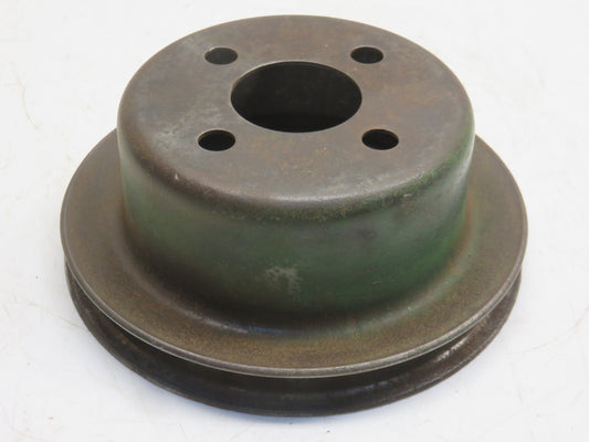 AR40148, R40211 John Deere Water Pump Pulley For 3010, 3020, 4010, 4000, 4020, 4230