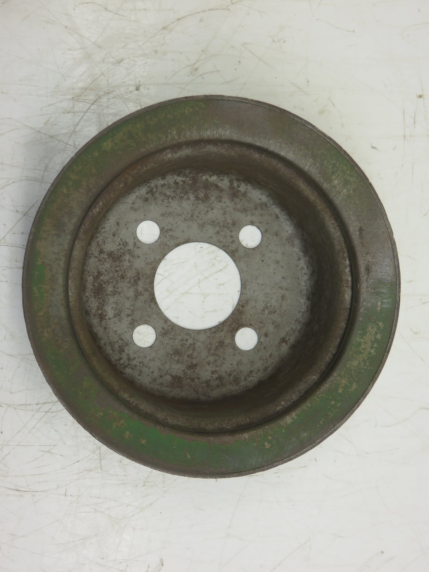 AR40148, R40211 John Deere Water Pump Pulley For 3010, 3020, 4010, 4000, 4020, 4230