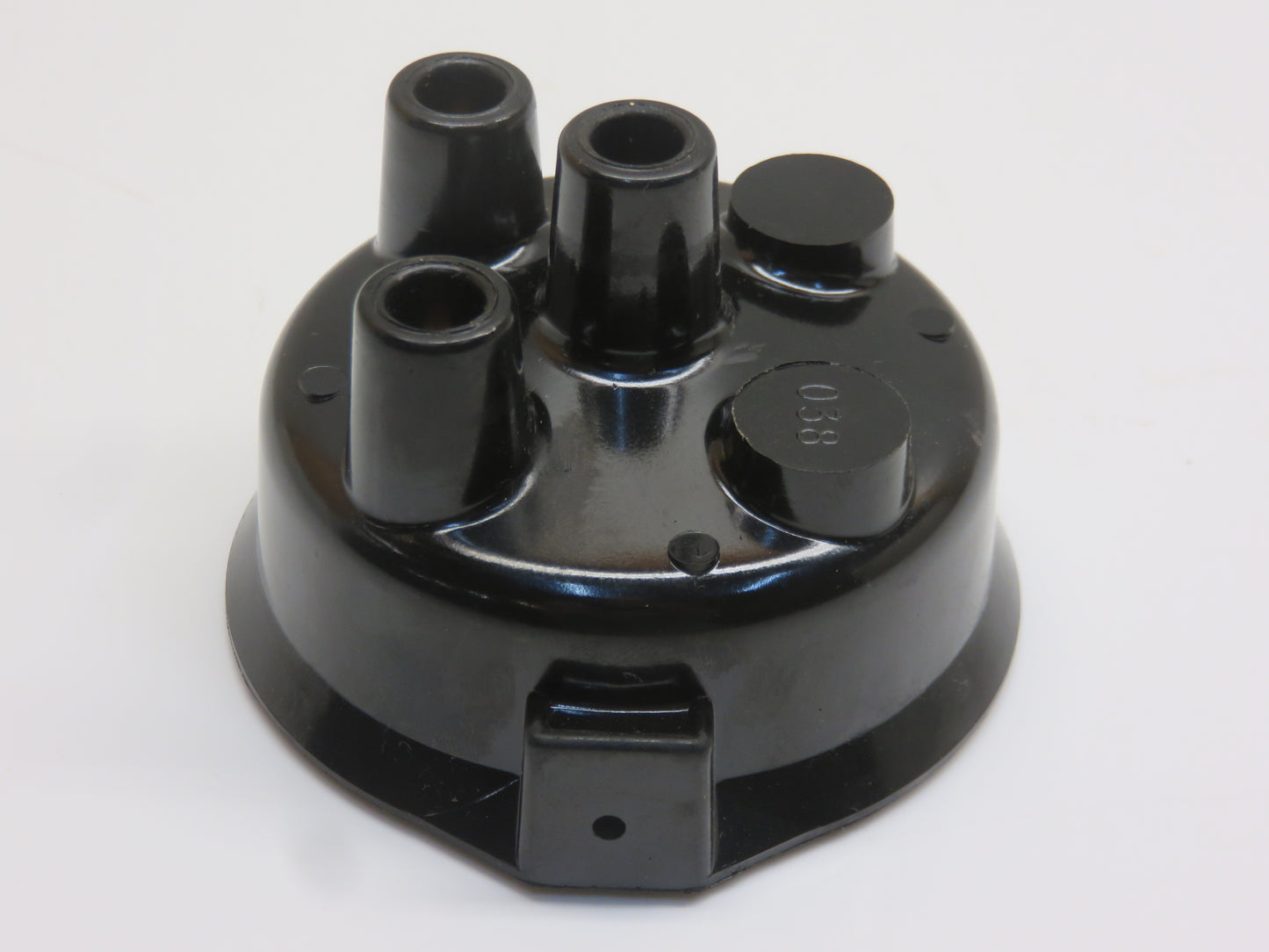 1935038 John Deere Vertical Distributor Cap For 520, 620, 720, 530, 630, 730