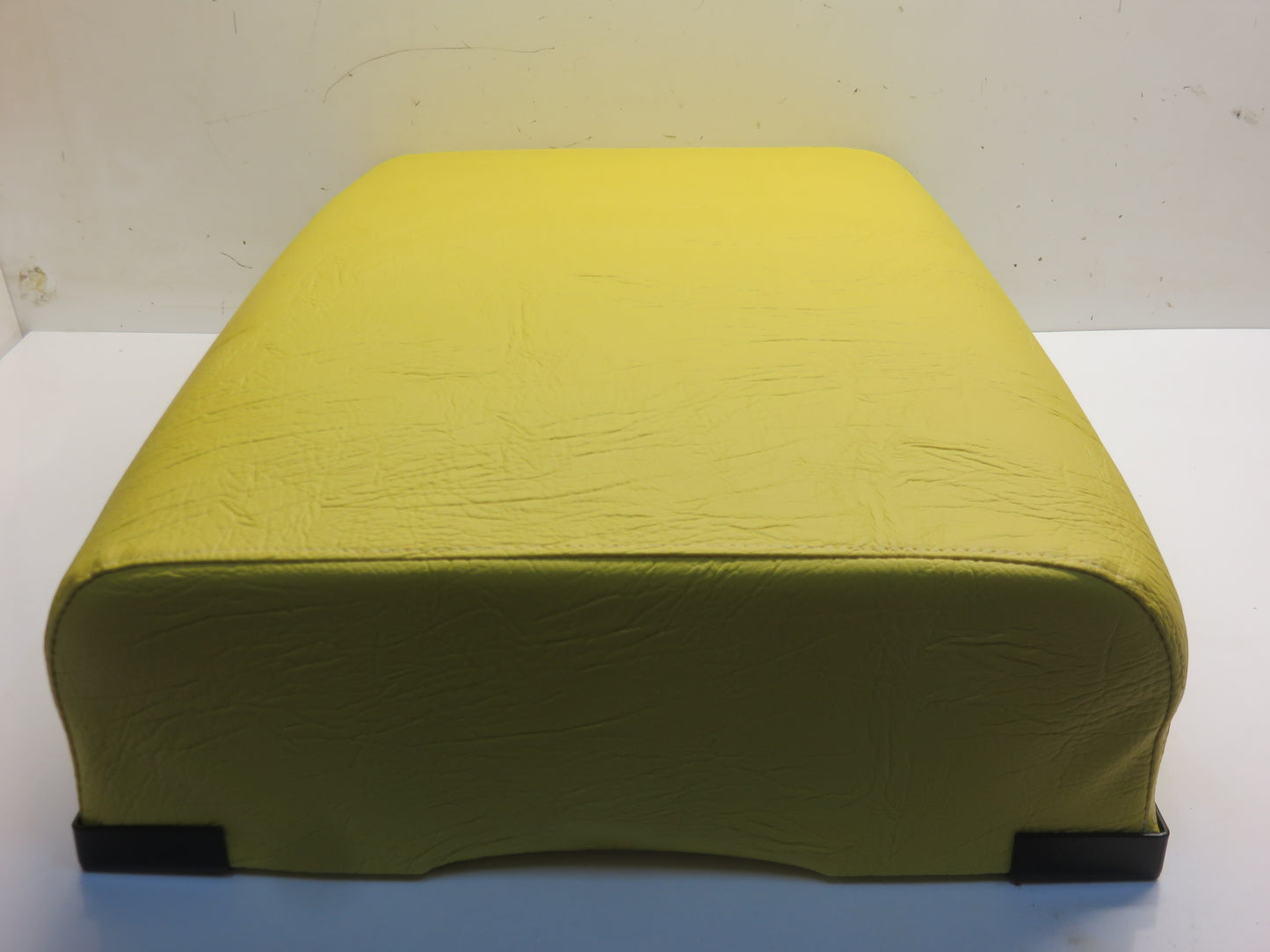 AR20238R John Deere Yellow Seat Bottom Cushion For Float Ride Electric Start 720, 730