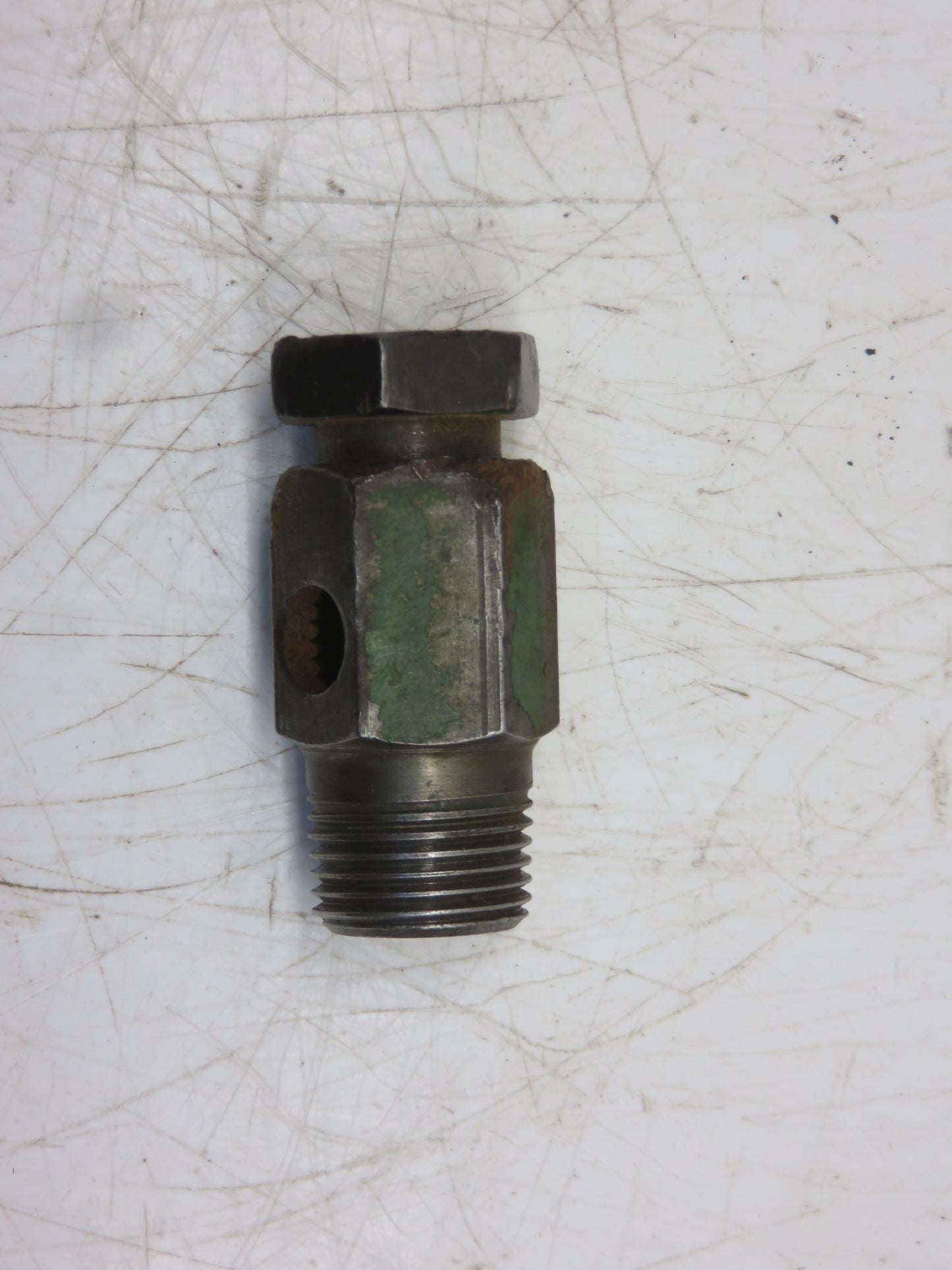 D793R, D794R John Deere Oil Level Test Cock For A, B, D, G, GP, H, R, 50, 60, 70