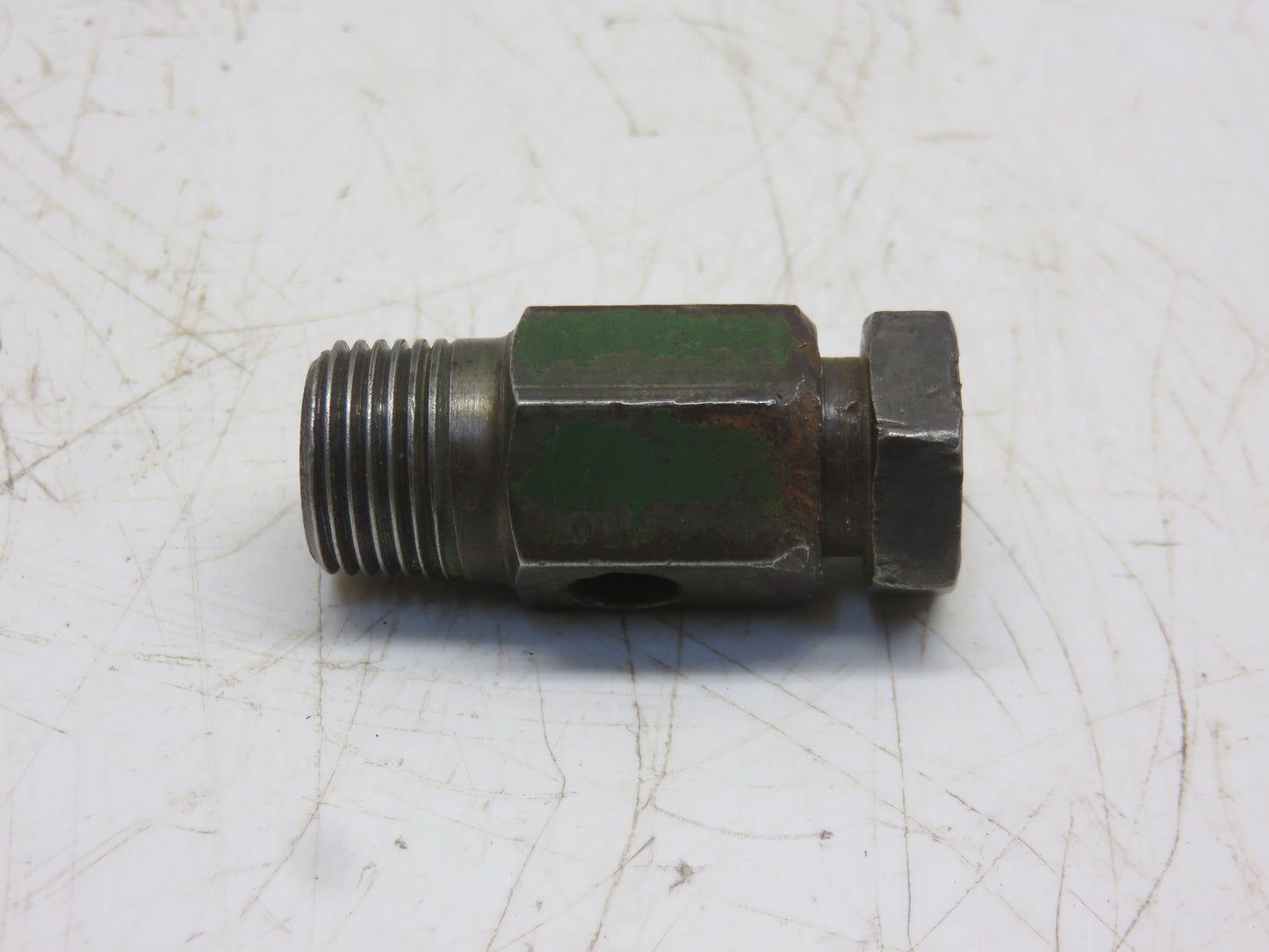 D793R, D794R John Deere Oil Level Test Cock For A, B, D, G, GP, H, R, 50, 60, 70
