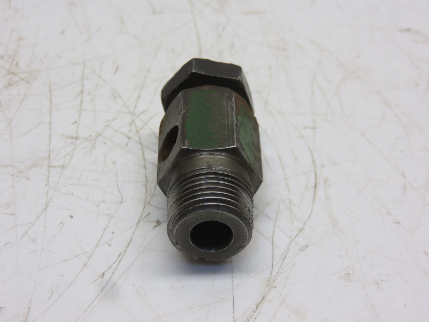 D793R, D794R John Deere Oil Level Test Cock For A, B, D, G, GP, H, R, 50, 60, 70
