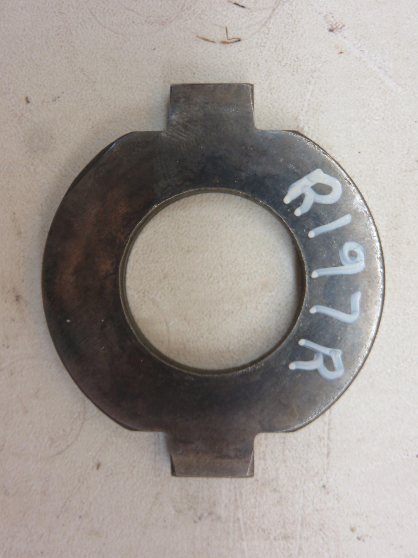 R197R John Deere Fan And Engine Oil Pump Drive Thrust Washer For R, 70, 80, 720, 820, 730, 830