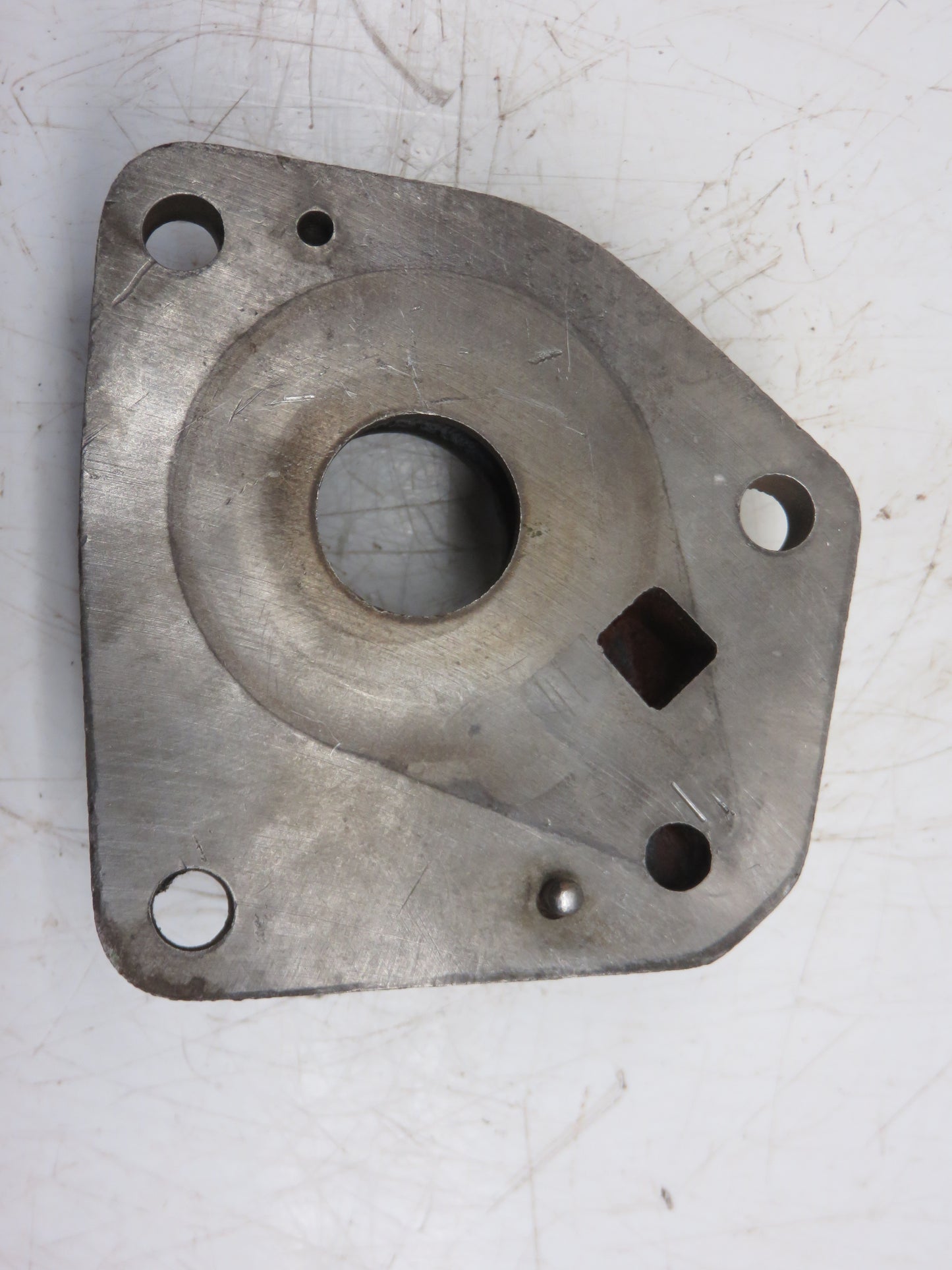 AB4246R, B2830R John Deere Crankcase Vent Pump Cover For A, AR, AO, B