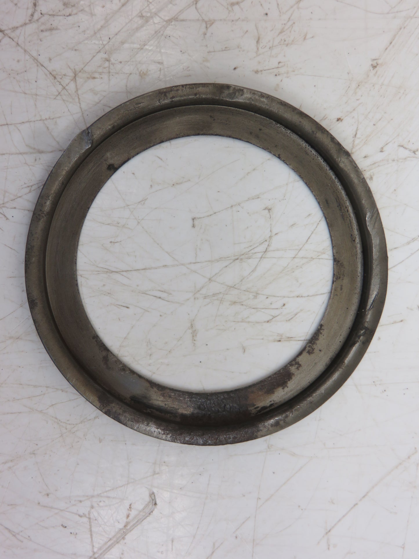 B2434R John Deere Sliding Gear Shaft Left Hand Bearing Oil Retainer For A, B, 50