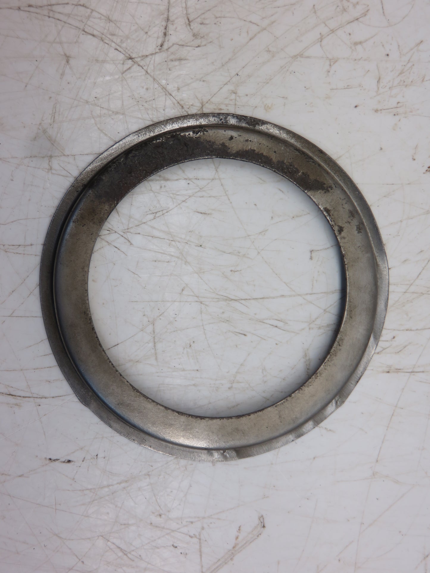 B2434R John Deere Sliding Gear Shaft Left Hand Bearing Oil Retainer For A, B, 50