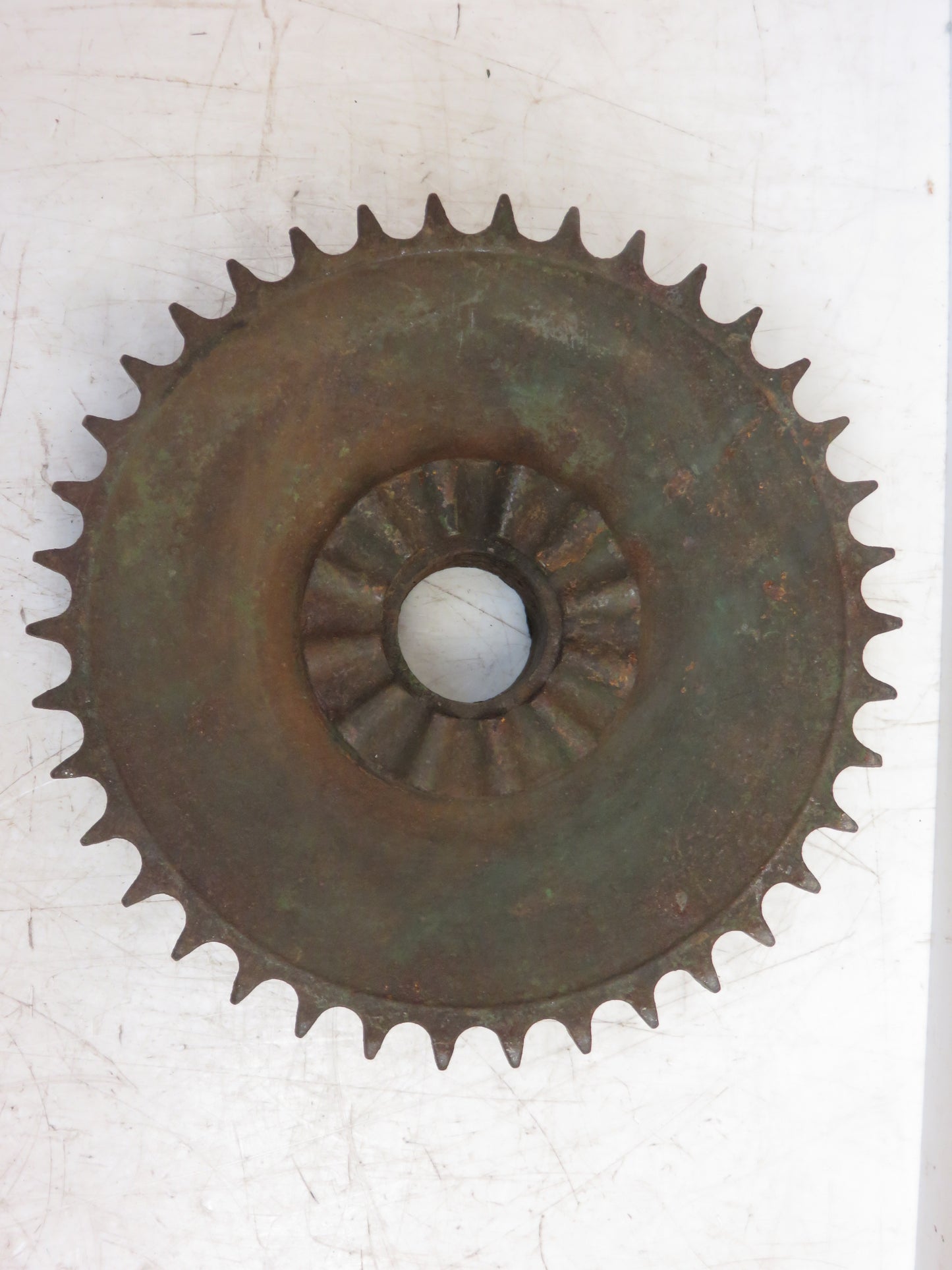 J1484HN John Deere NOS Slip Clutch Driven Sprocket For 101 Corn Picker