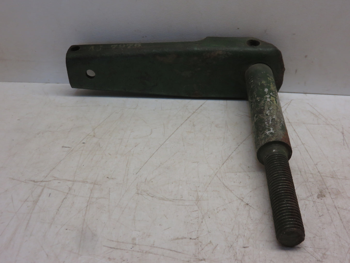 AJ7976N John Deere NOS Guard Adjusting Stud With Support For 101, 200 Corn Picker