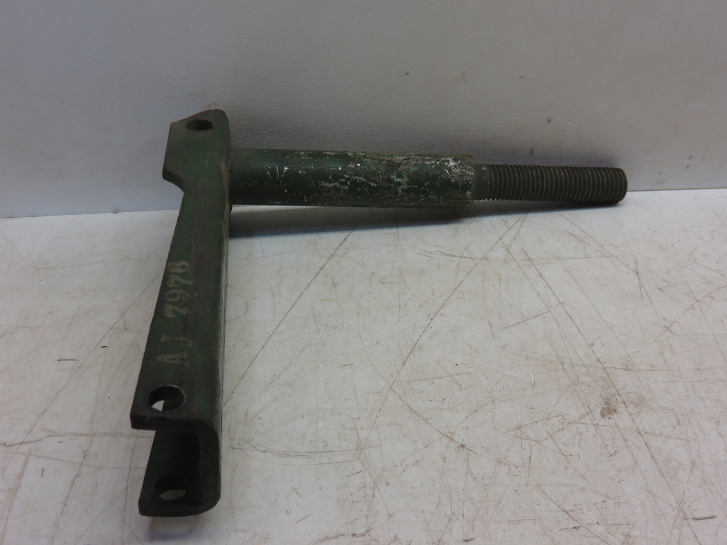 AJ7976N John Deere NOS Guard Adjusting Stud With Support For 101, 200 Corn Picker