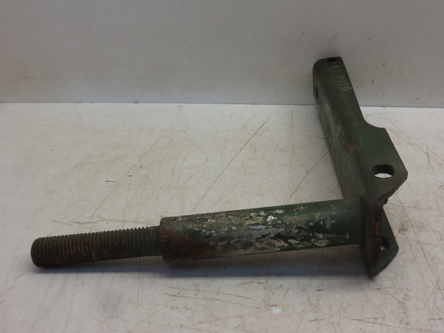 AJ7976N John Deere NOS Guard Adjusting Stud With Support For 101, 200 Corn Picker