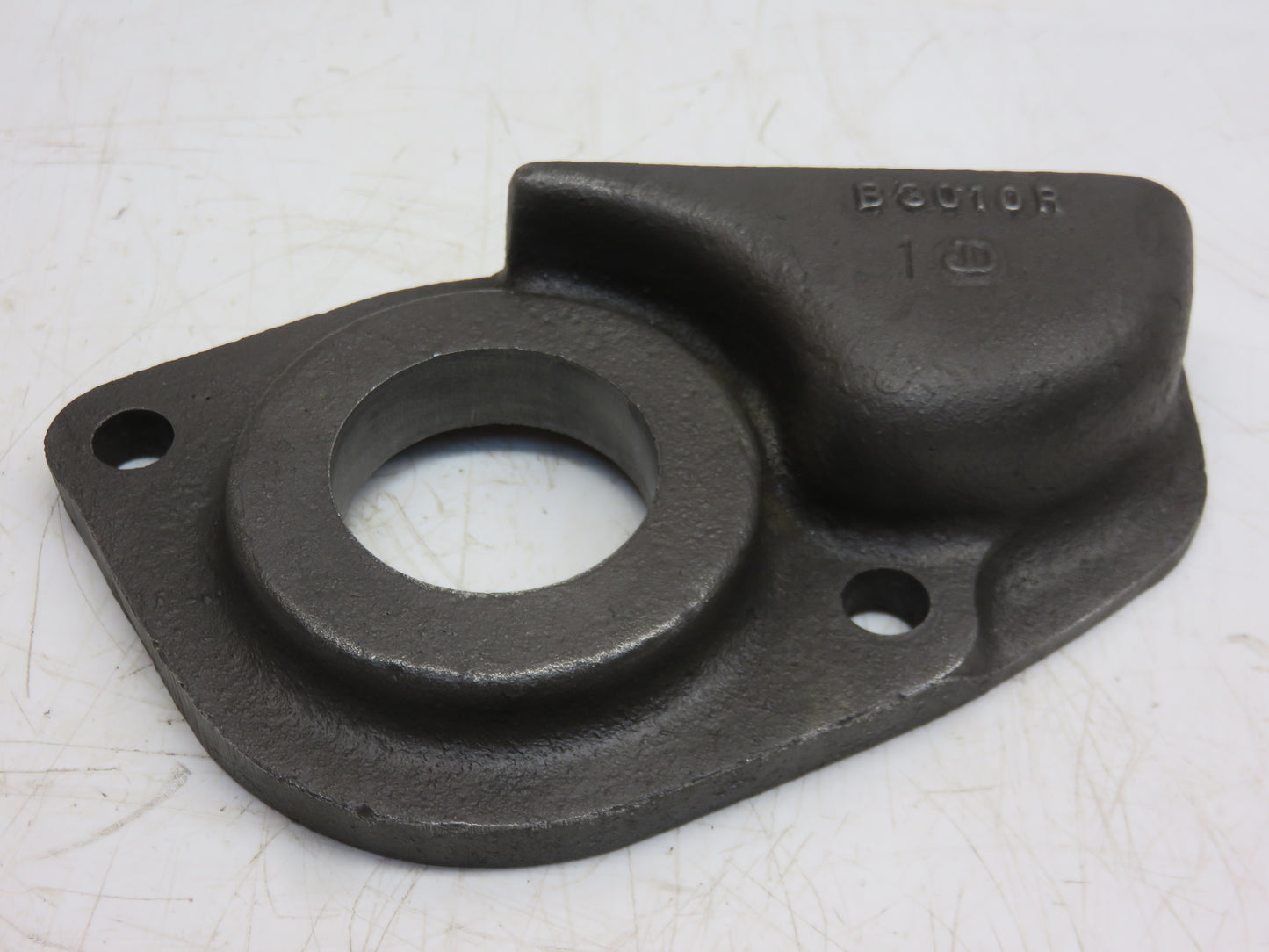 B3010R John Deere Transmission Drive Shaft Bearing Cover For 50