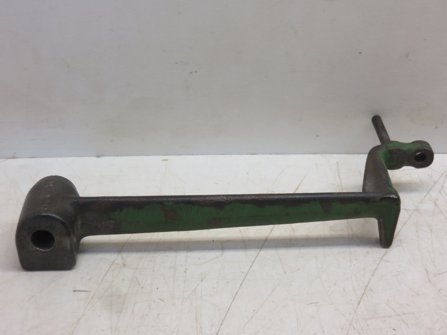 AH617R, H402R John Deere Governor Arm For H
