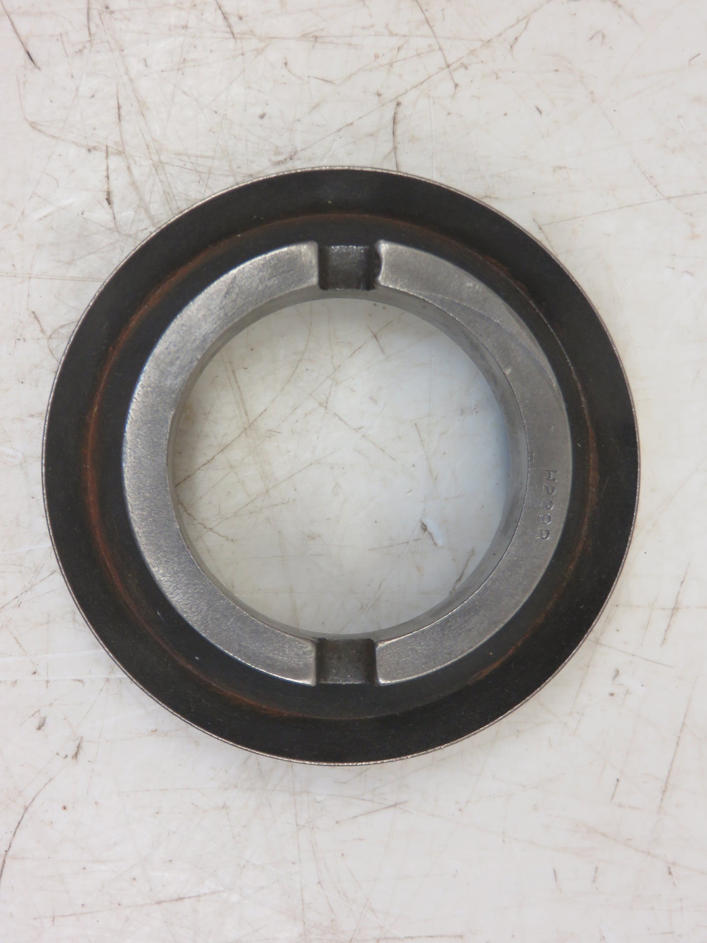 AH572R, H229R John Deere Crankshaft Oil Slinger For H
