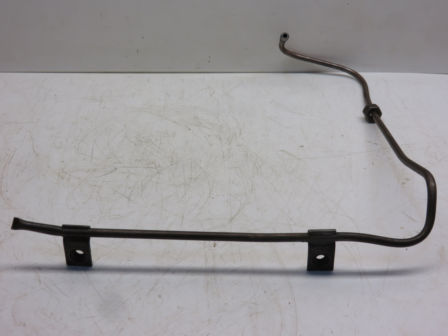 AR20625R John Deere Cam Follower Oil Line For 620, 630