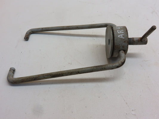 AR474R R485R John Deere Fuel Sediment Bowl Bail For R, 80, 820, 830