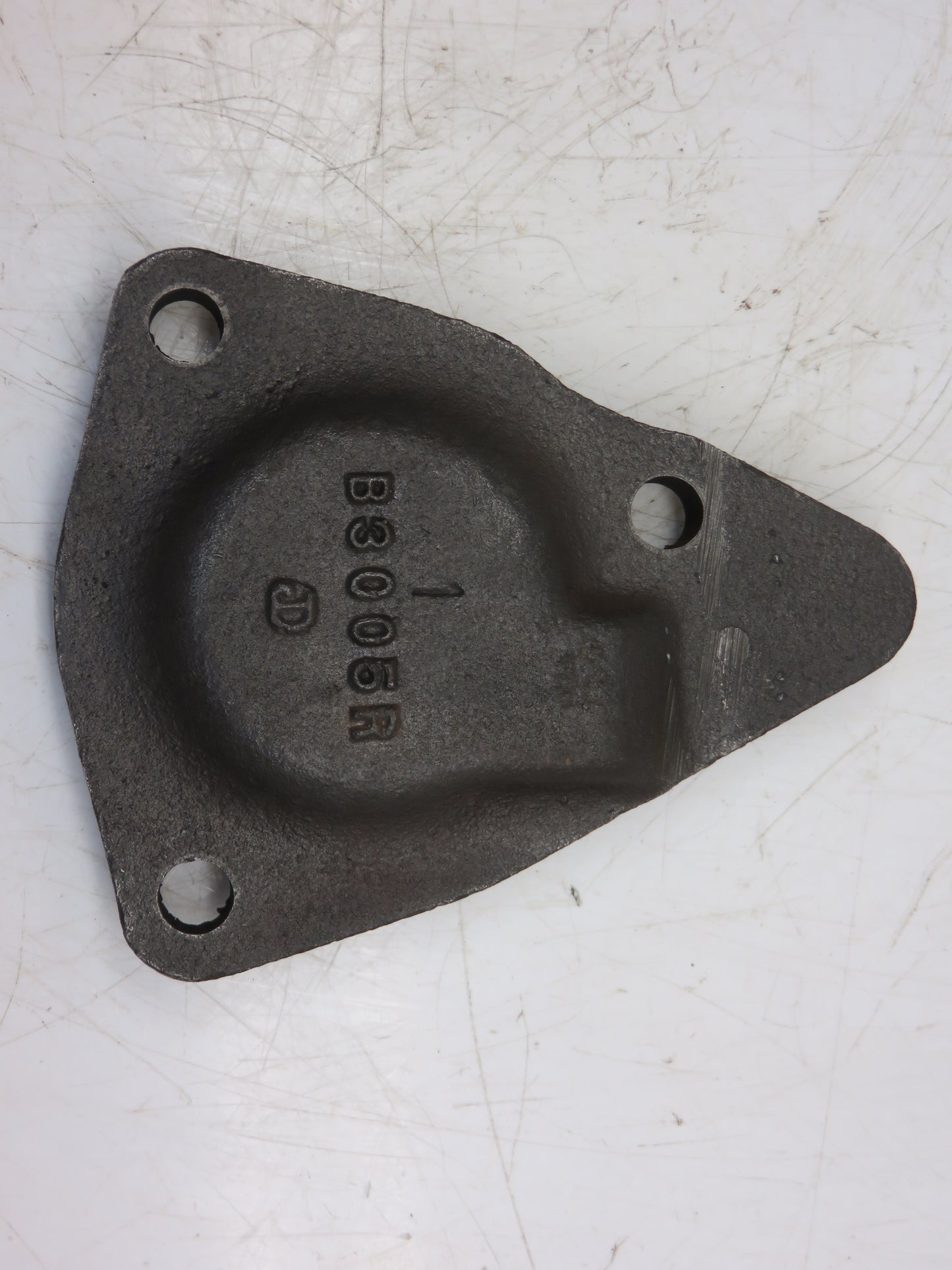 B3005R John Deere Countershaft Bearing Housing For 50