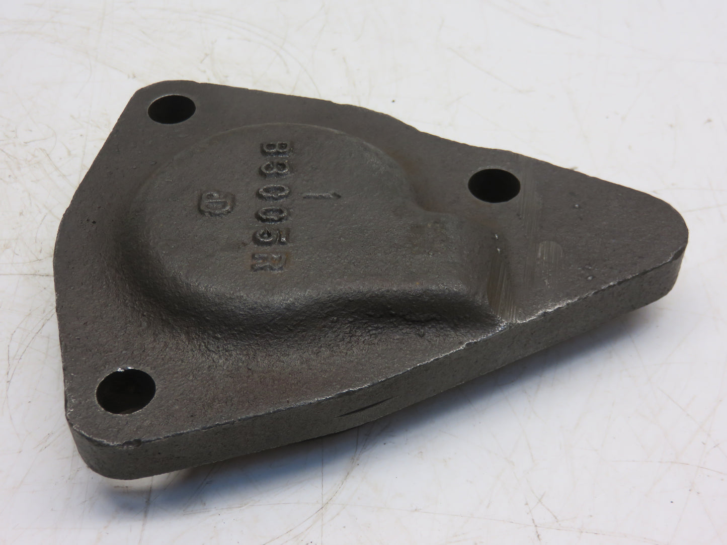B3005R John Deere Countershaft Bearing Housing For 50